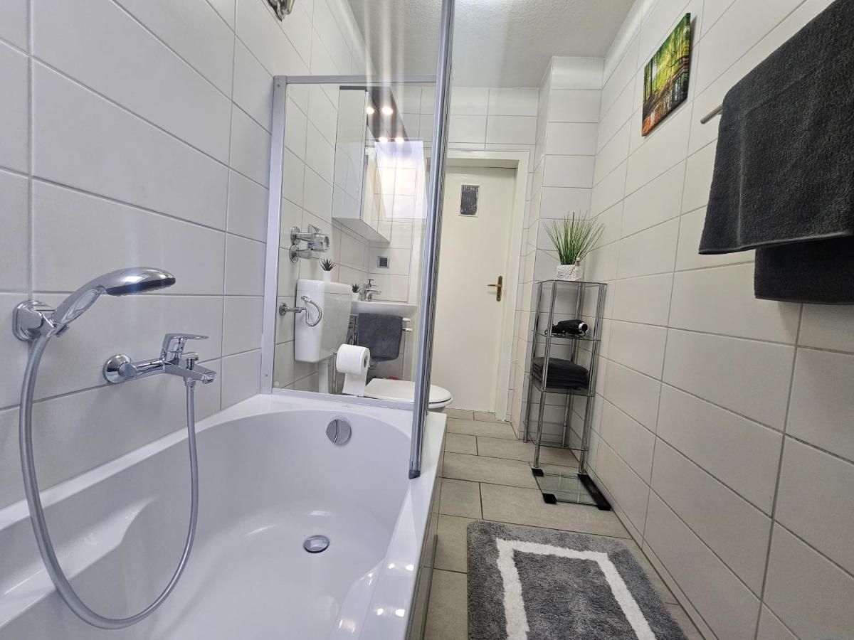 Exklusives Und Helles Dachgeschoss-Apartment No 3 Im Zentrum Von Kassel, Schnelles 1Gbit Internet, Geschirrspueler, Boxspringbetten Ngoại thất bức ảnh